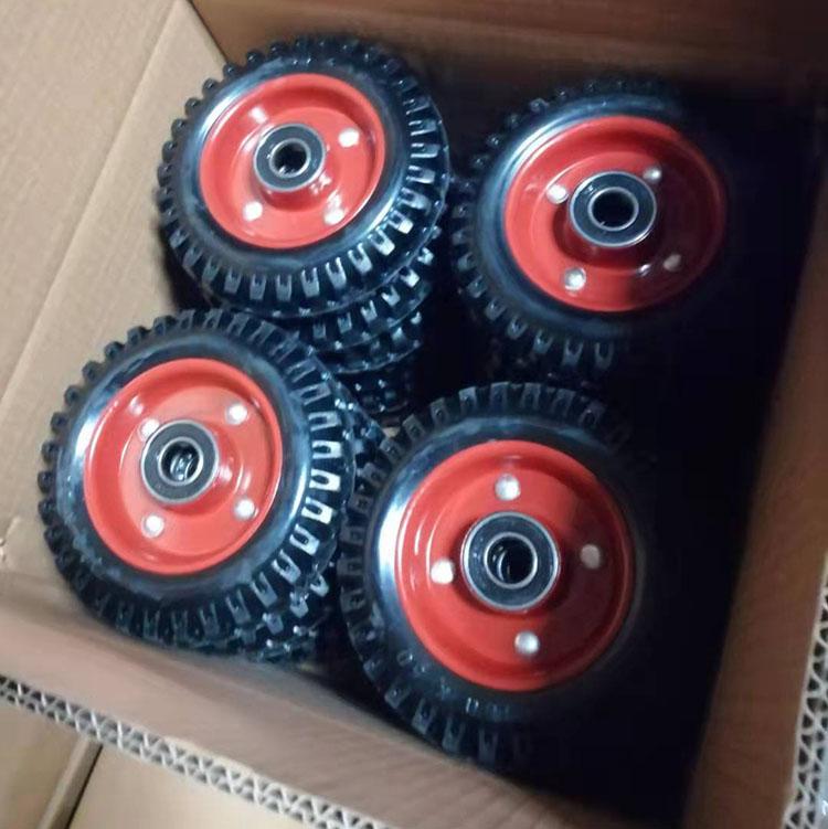 Black rubber wheels